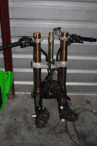 2011 KAWASAKI ZX10 FORKS